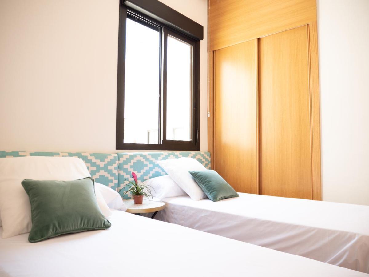 Stylish Apartment In The Heart Of Malaga With Pool Екстер'єр фото