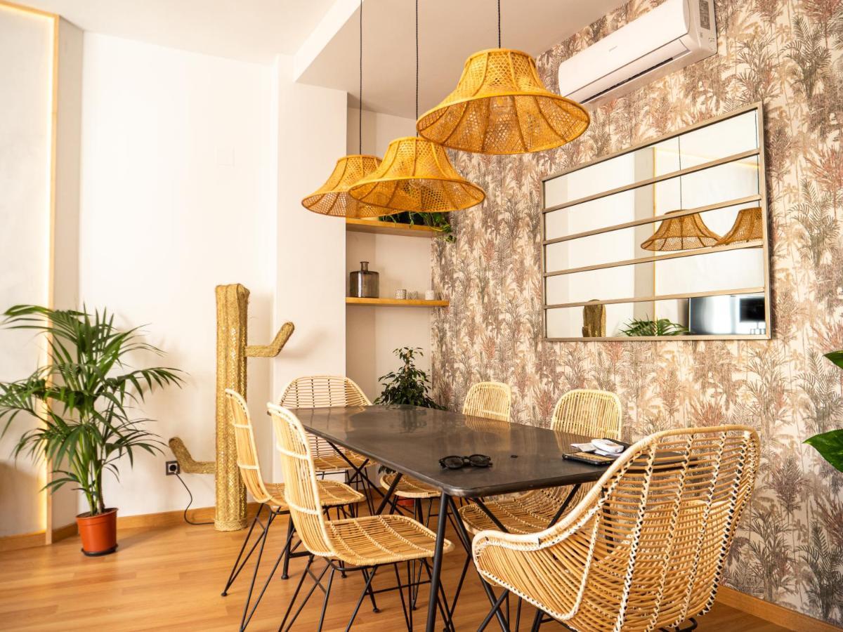 Stylish Apartment In The Heart Of Malaga With Pool Екстер'єр фото
